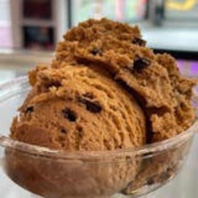 Choc Peanut Butter Chip Ice Cream.